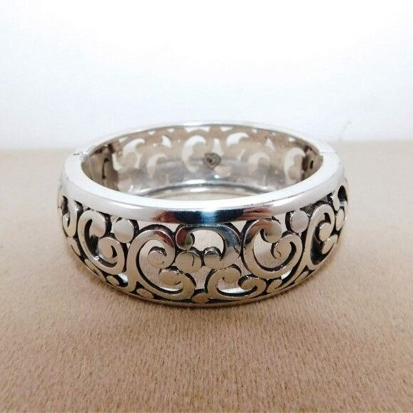 131/132 Brighton Silvertone Higne Bracelet - Picture 1 of 3